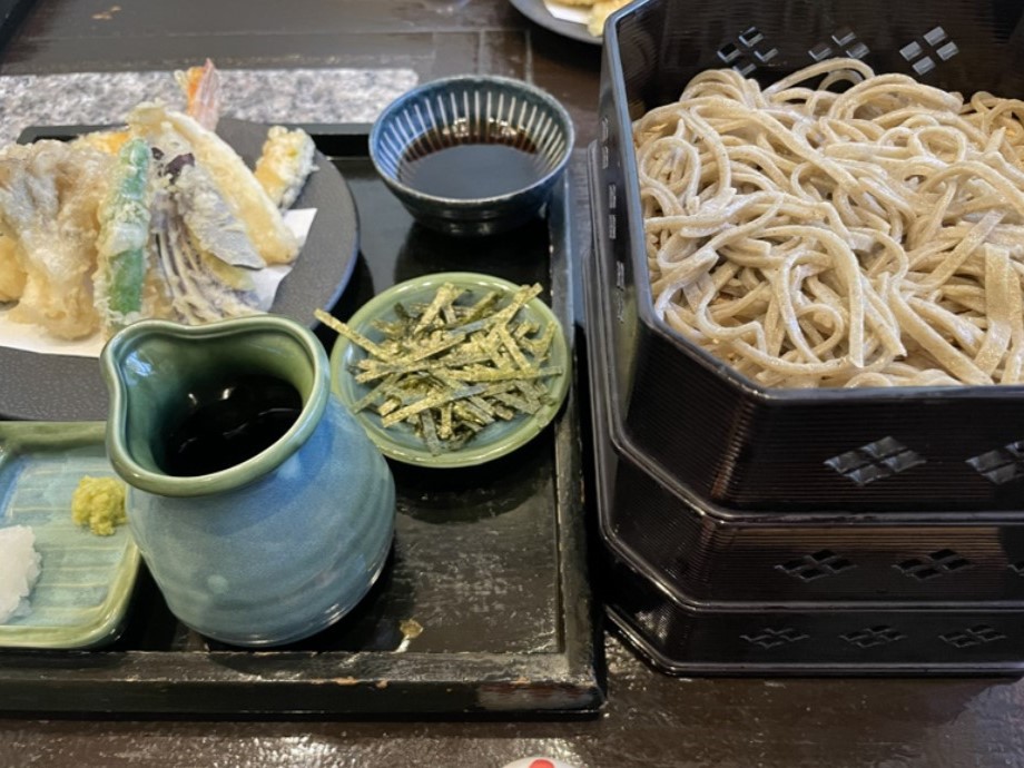 出雲そばと炭火焼き 八雲